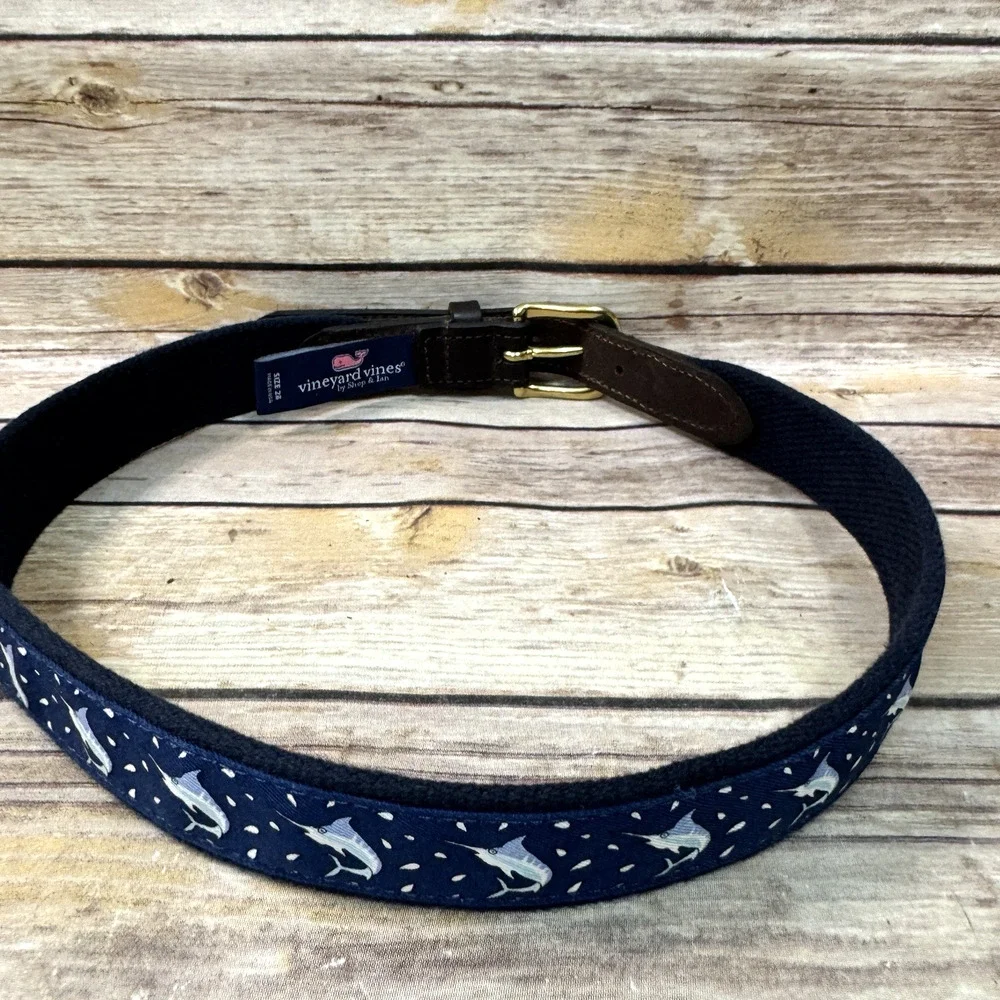 Vineyard Vines Boys Navy Blue & Brown Leather Preppy Swordfish Belt 28